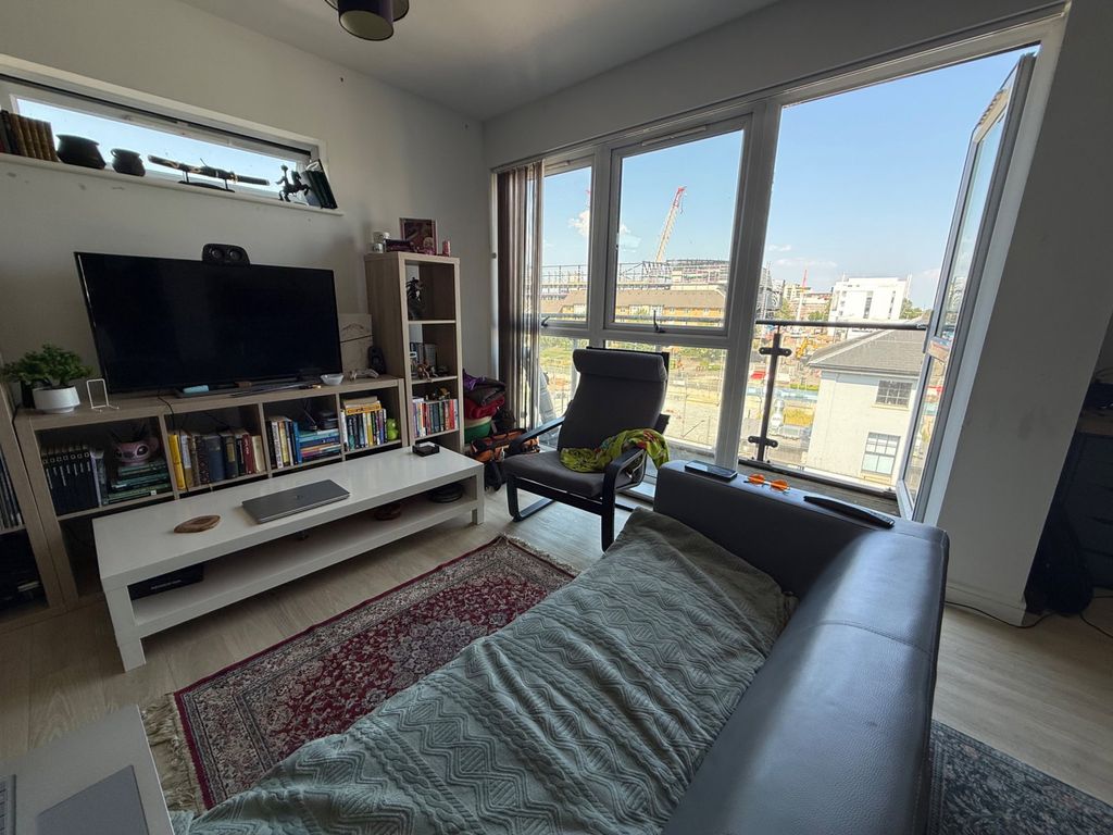 Property photo 1 of 9
