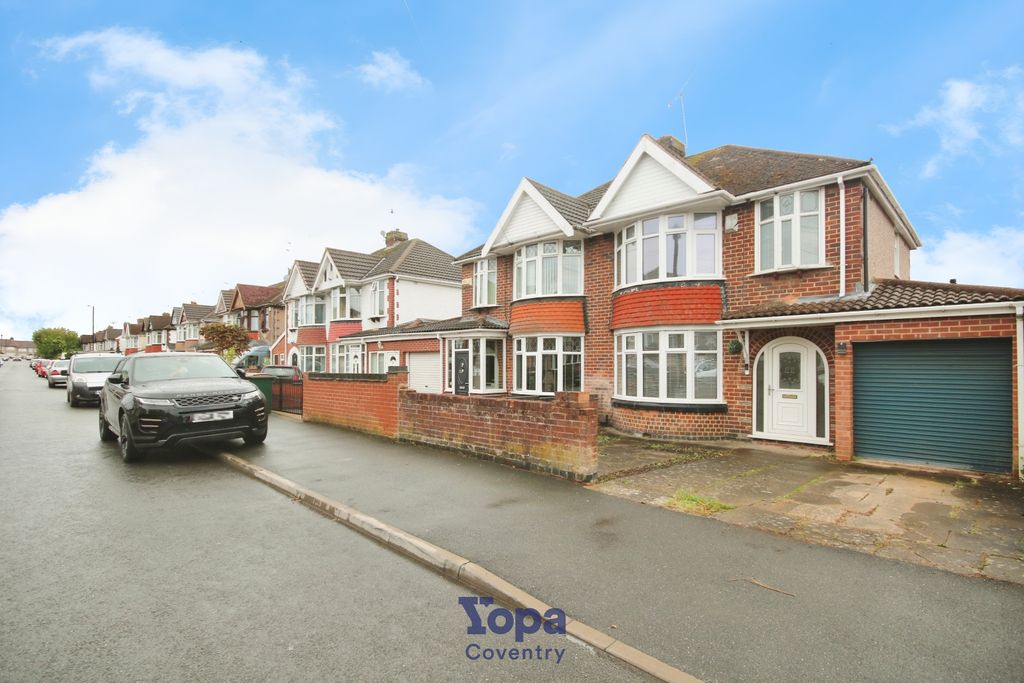 Property photo 2 of 26 0190ccc8-Front 202.Jpg