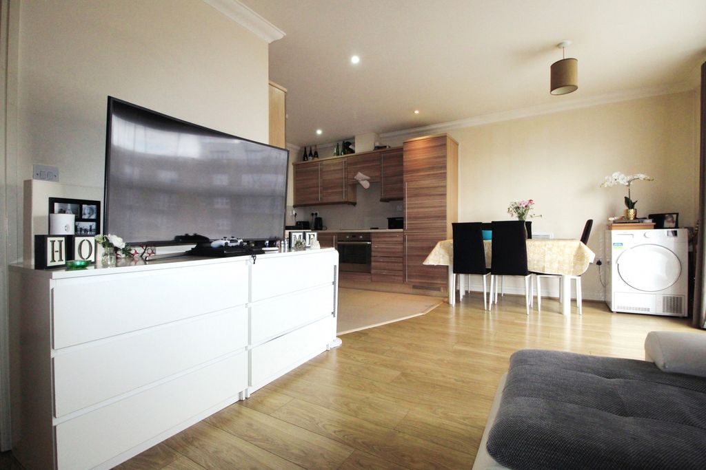 Property photo 2 of 12 Gallery