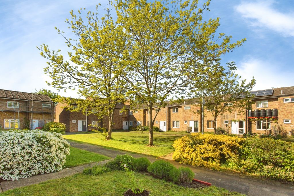 Property photo 2 of 18