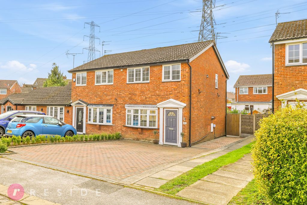 Property photo 1 of 17 House