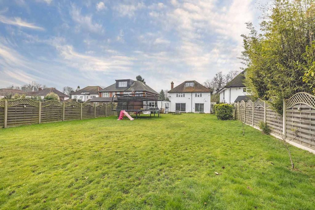 Property photo 2 of 13