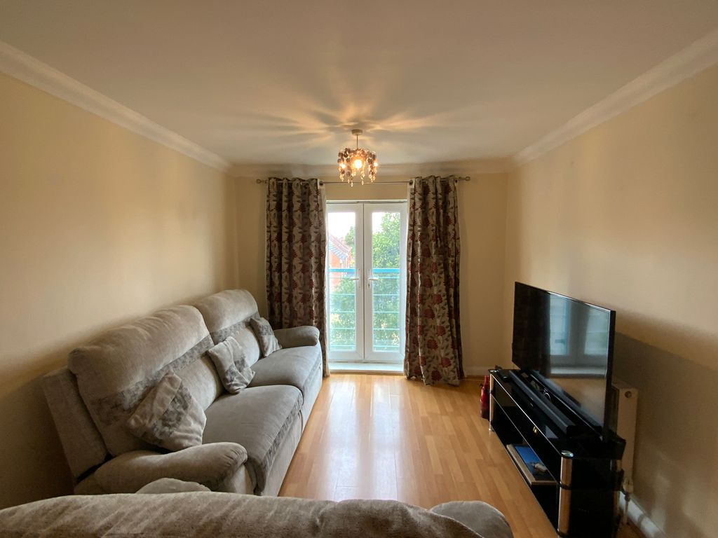 Property photo 3 of 8 Img_2235.Jpg