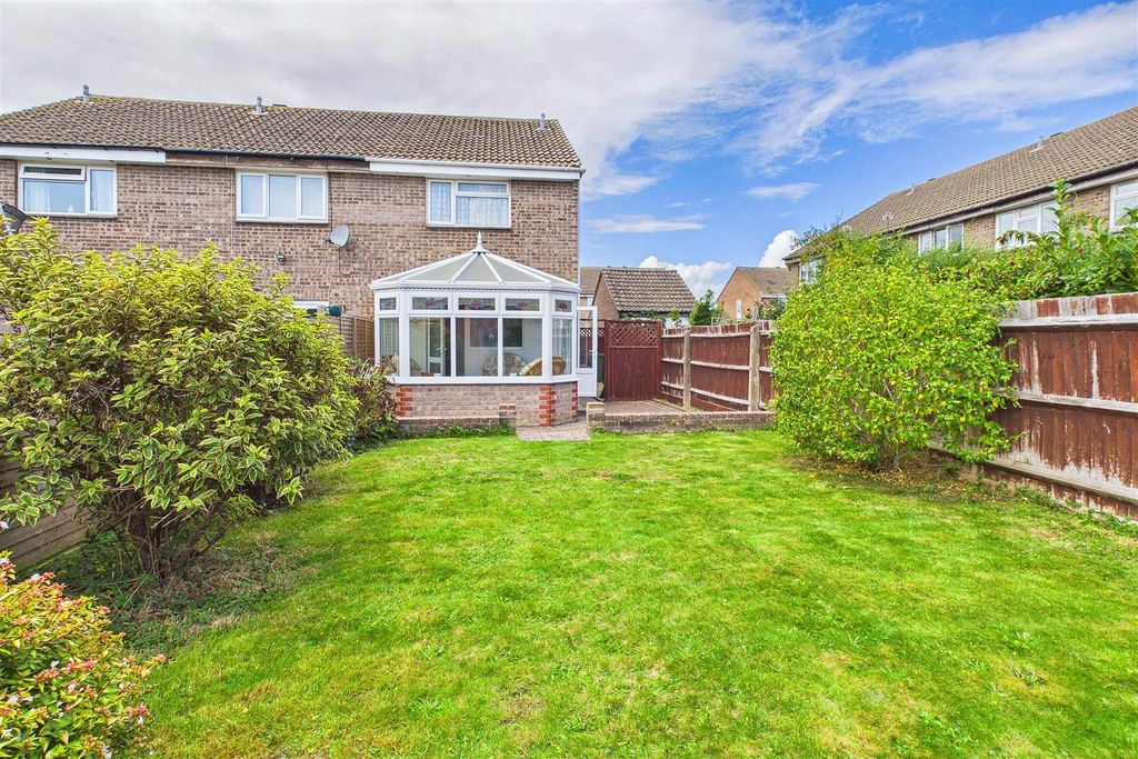 Property photo 2 of 13