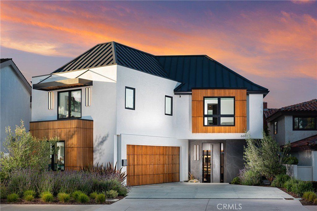 Property photo 2 of 45