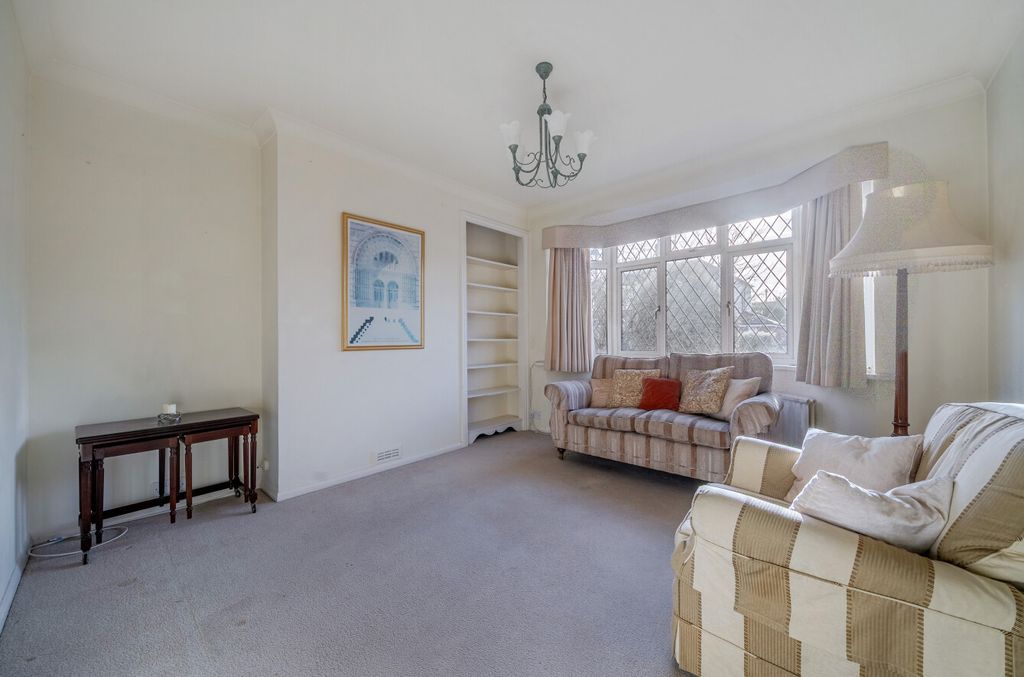 Property photo 3 of 19 1395087-8-695E53A...