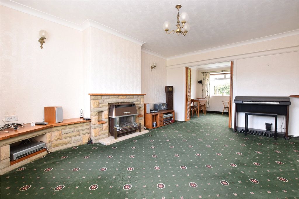 Property photo 2 of 15 Picture No. 58