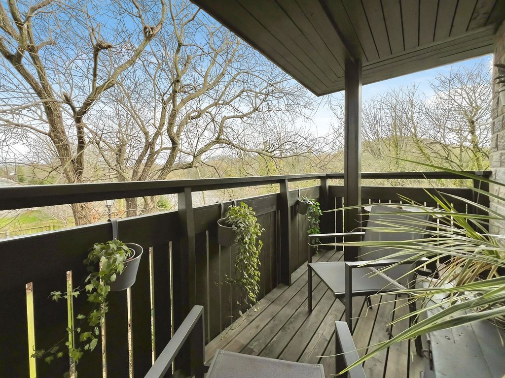 Property photo 2 of 15 Photo 2