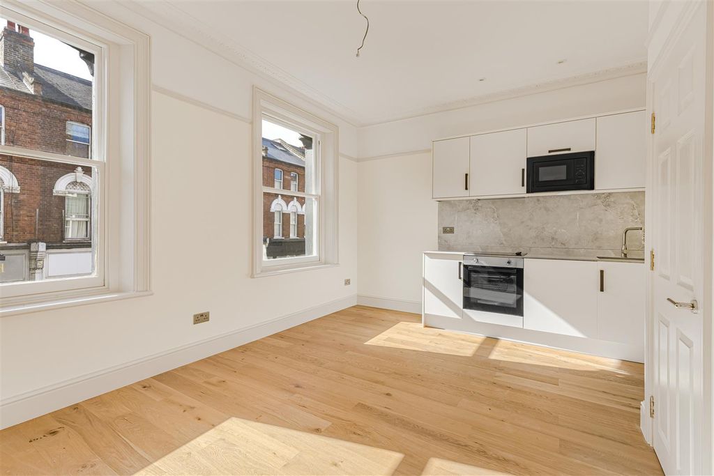 Property photo 2 of 10 Ped08646.Jpg