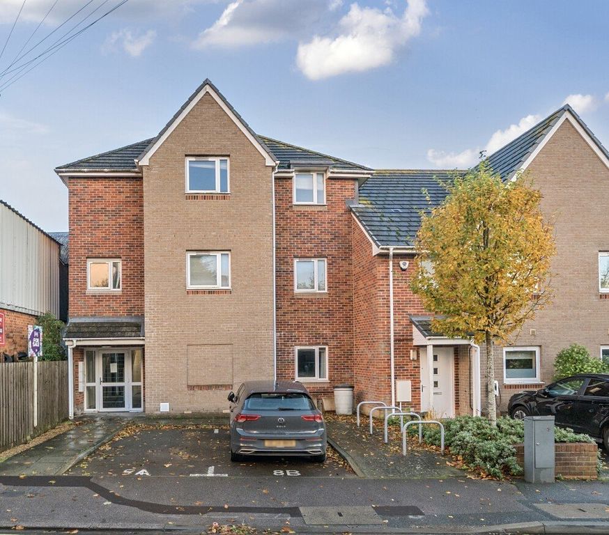 Property photo 1 of 12 Picture No. 23