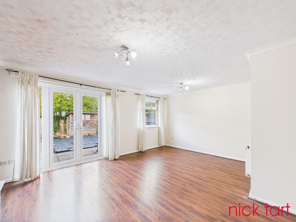 Property photo 2 of 9 Photo 5