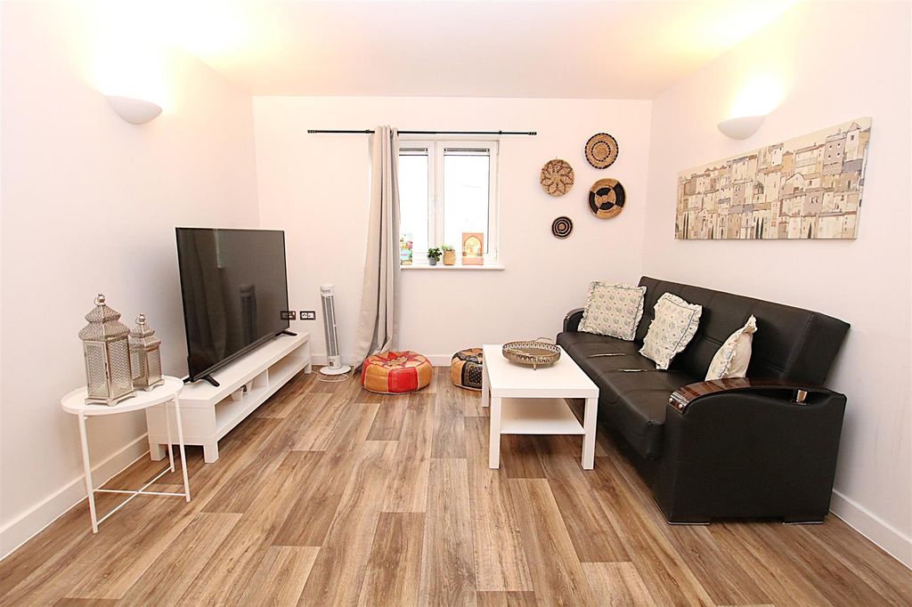 Property photo 2 of 13 Img_7888.Jpg