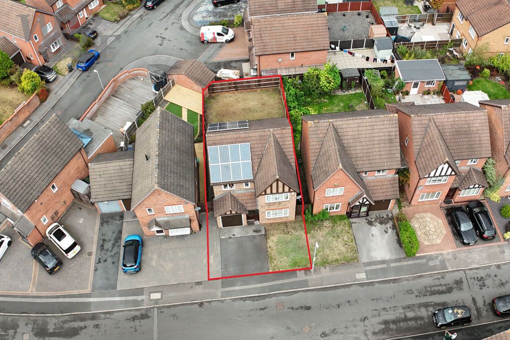 Property photo 2 of 37 Photo 44