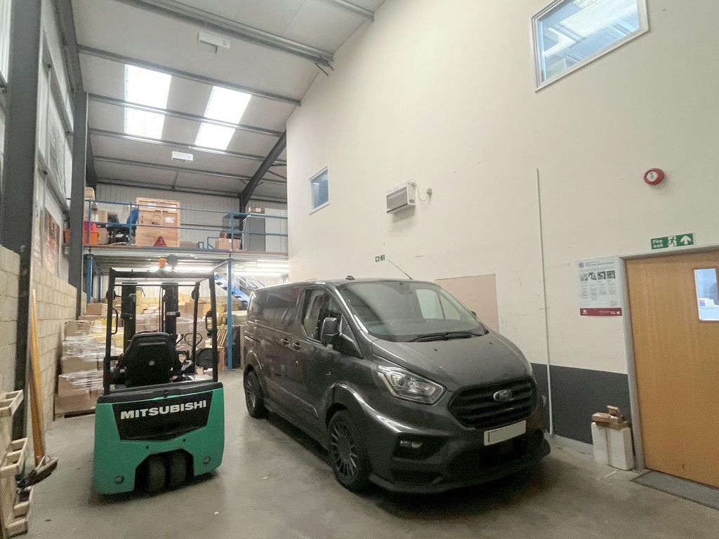 Property photo 3 of 3 2E.Jpg