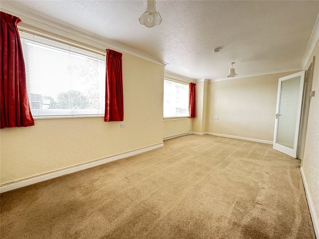 Property photo 2 of 14 Picture No. 05