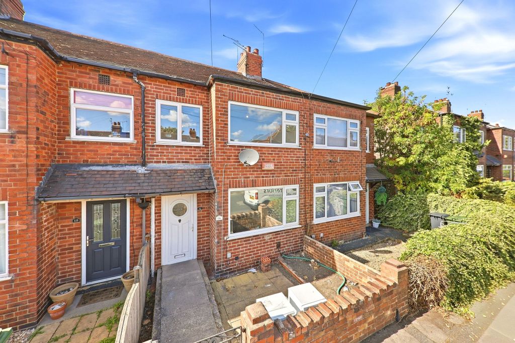 Property photo 1 of 18