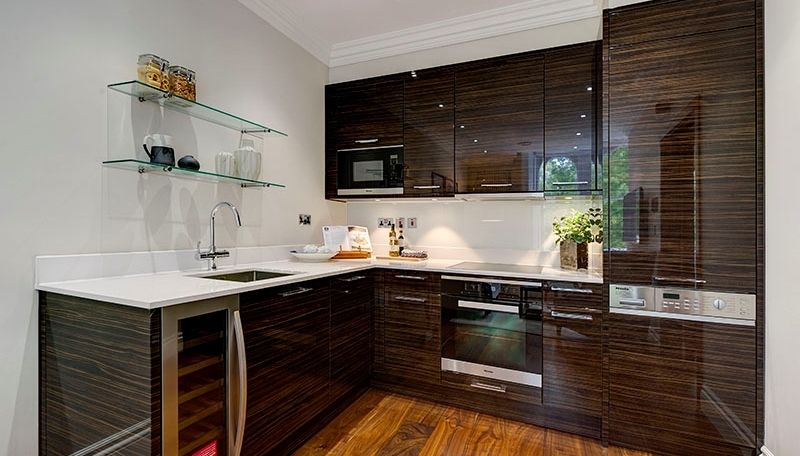 Property photo 2 of 6 Kitchen