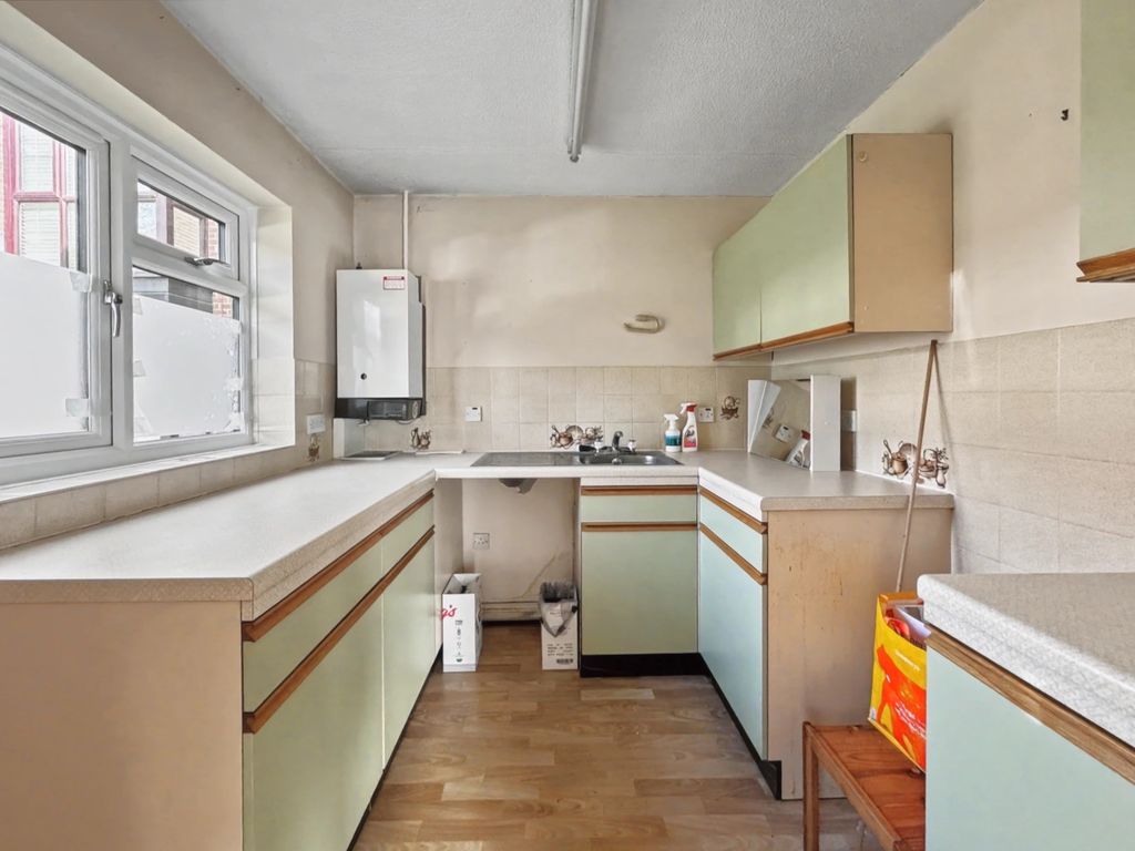 Property photo 3 of 5