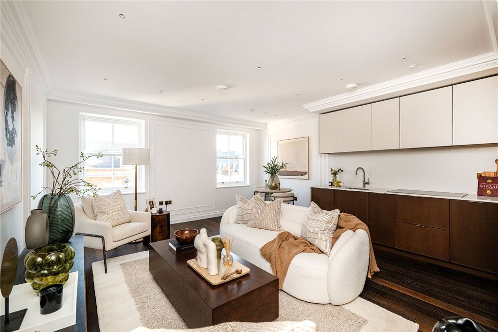 Property photo 3 of 9 Picture 3