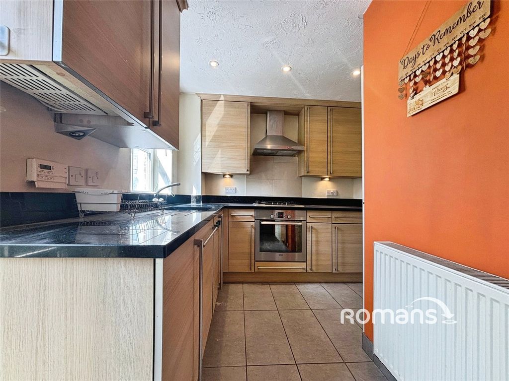 Property photo 2 of 11 Picture No. 08