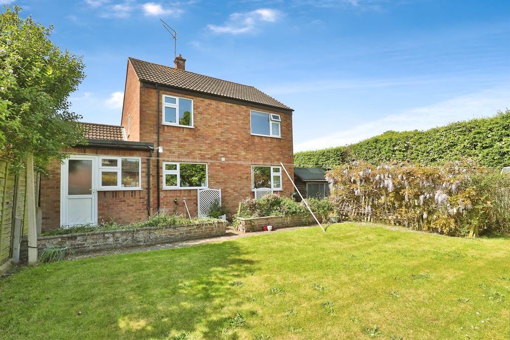 Property photo 3 of 15