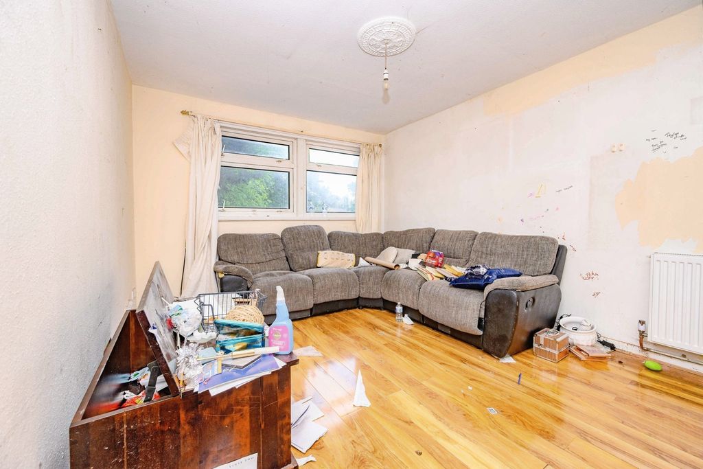 Property photo 2 of 14 Pbox-Img.Jpg