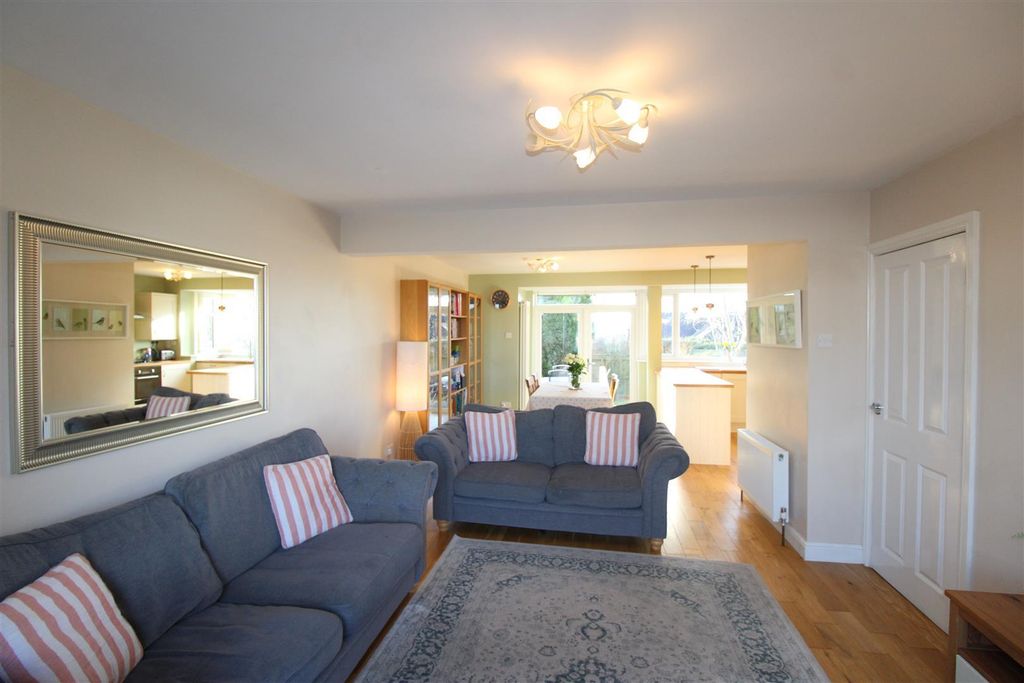 Property photo 3 of 16 Img_0965.Jpg