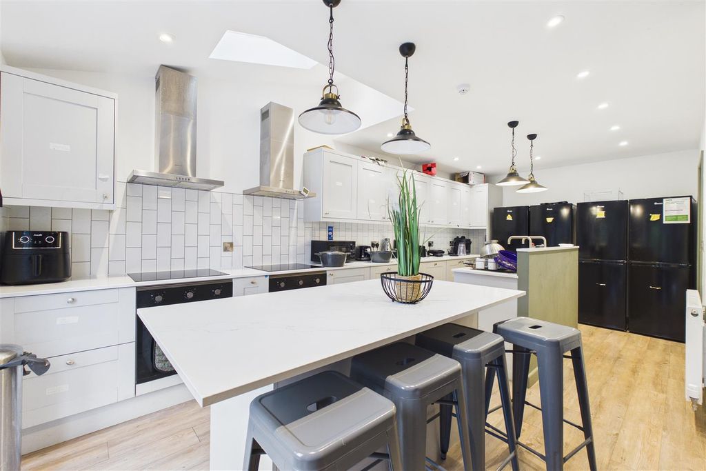 Property photo 2 of 36 52 Gayner Road, Horfield, Bristol Bs7 0Sw | Freeho