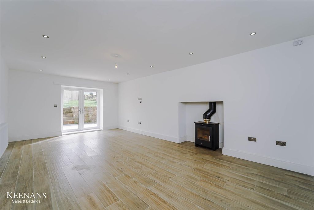 Property photo 1 of 53 2.Jpg