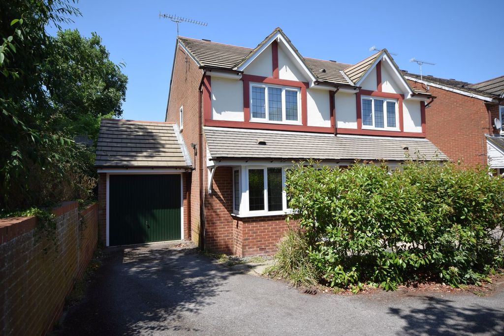 Property photo 1 of 10