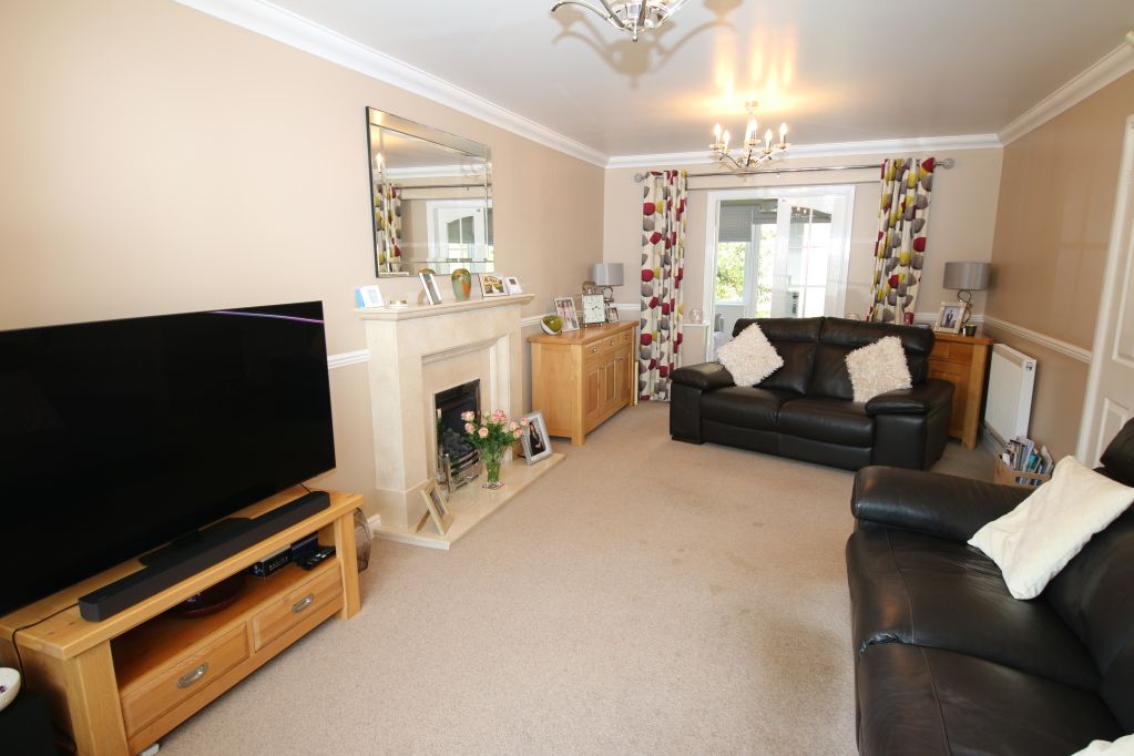 Property photo 3 of 22 Picture No. 16