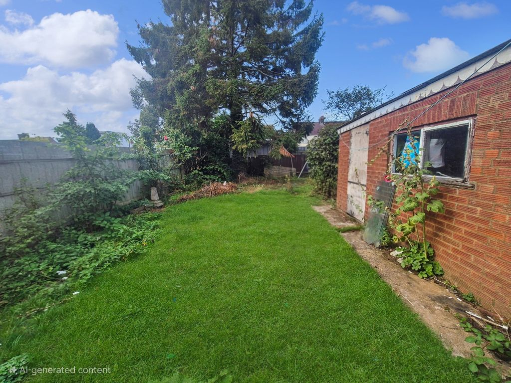 Property photo 2 of 3 4536541