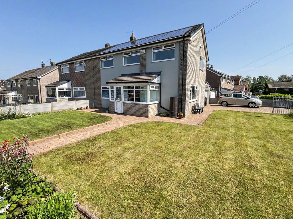 Property photo 1 of 36