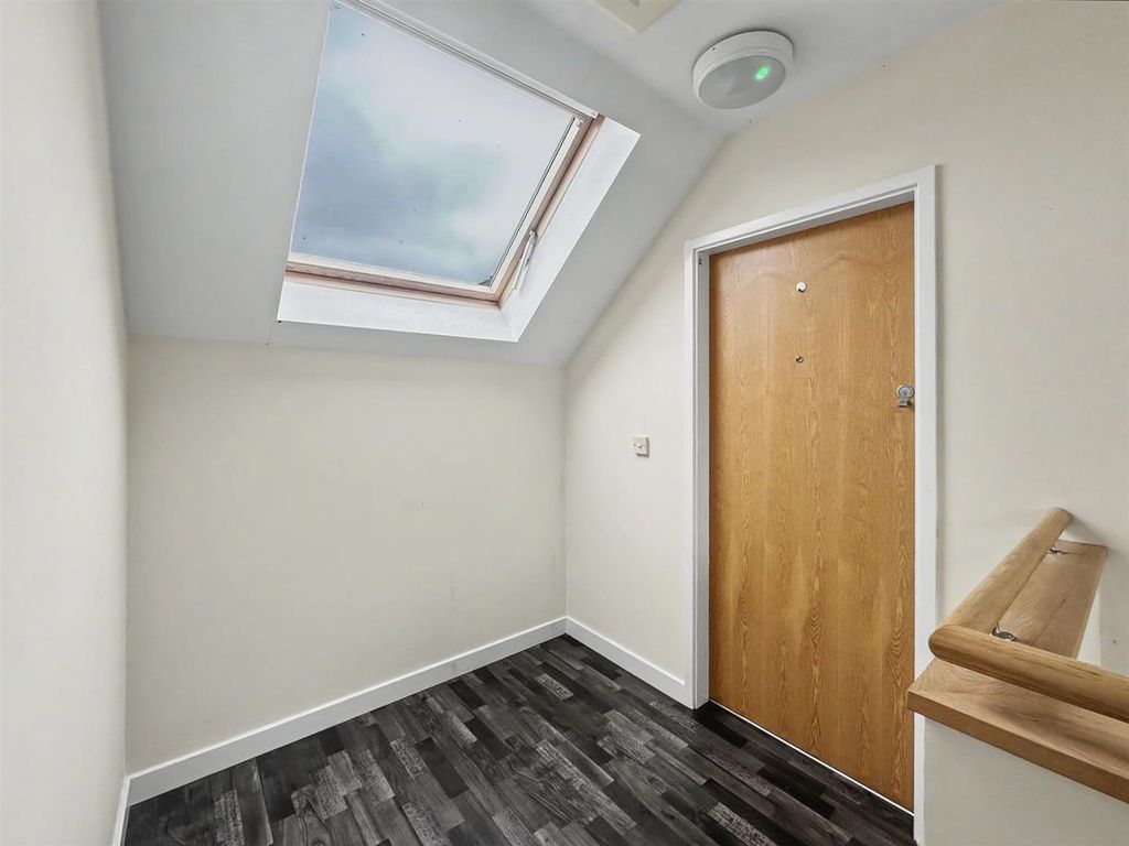 Property photo 3 of 14 03 1.Jpeg