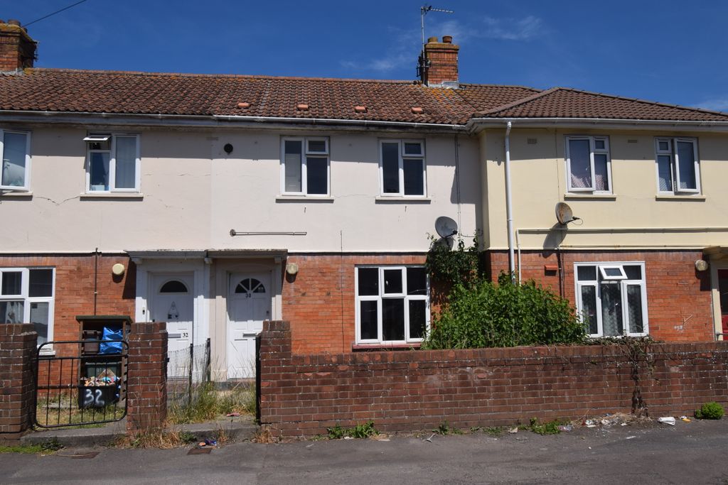 Property photo 1 of 9 External