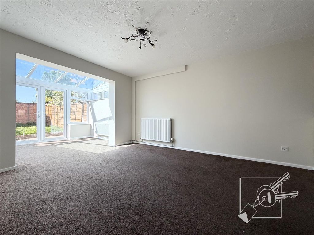 Property photo 3 of 12 Living Room