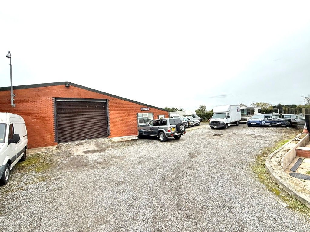 Property photo 3 of 38 Photo 3