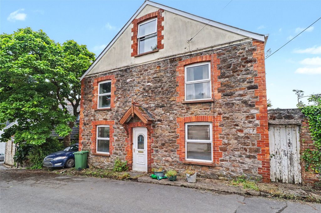 Property photo 1 of 12 1 - Picture No. 12