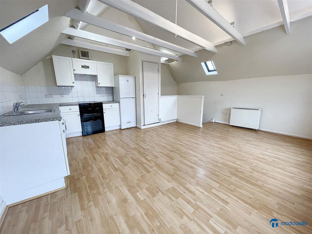 Property photo 2 of 13 Img_2030.Jpg