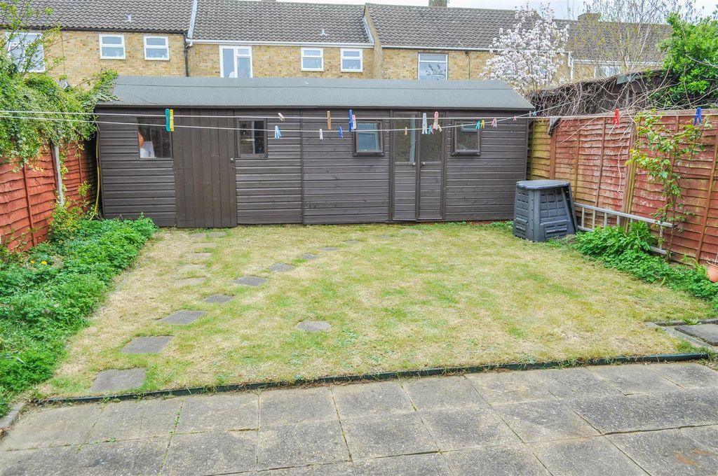 Property photo 3 of 10