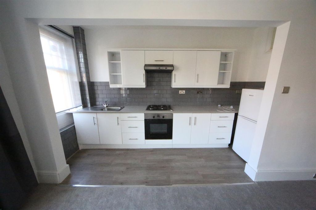 Property photo 2 of 6 2.Jpg