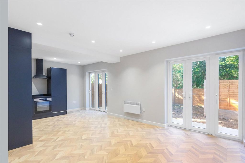 Property photo 1 of 13 Picture No. 07