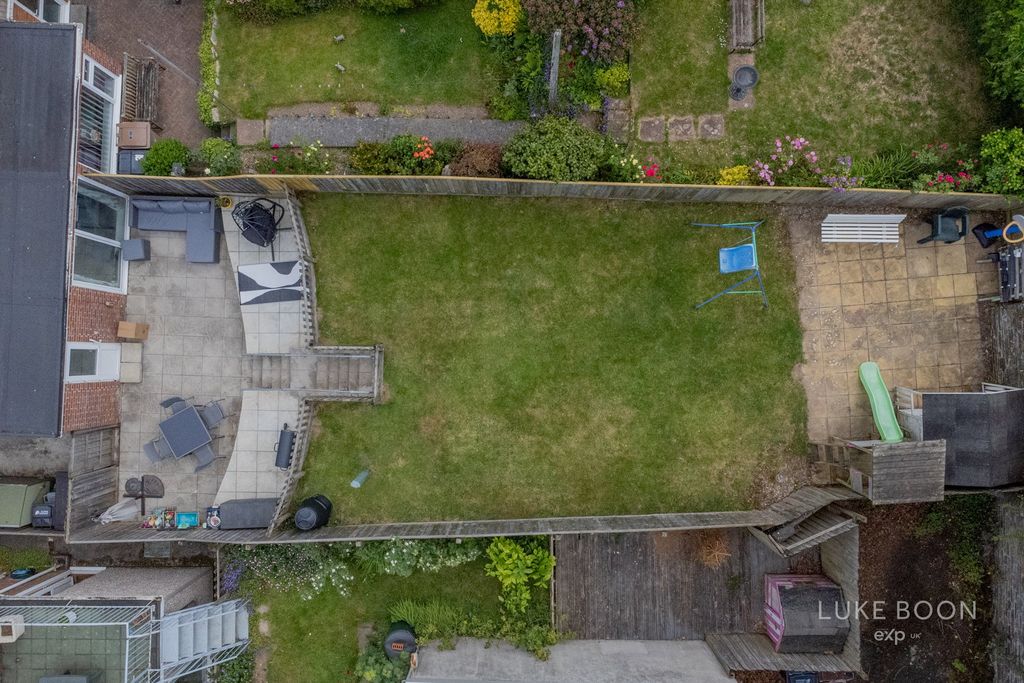 Property photo 2 of 16