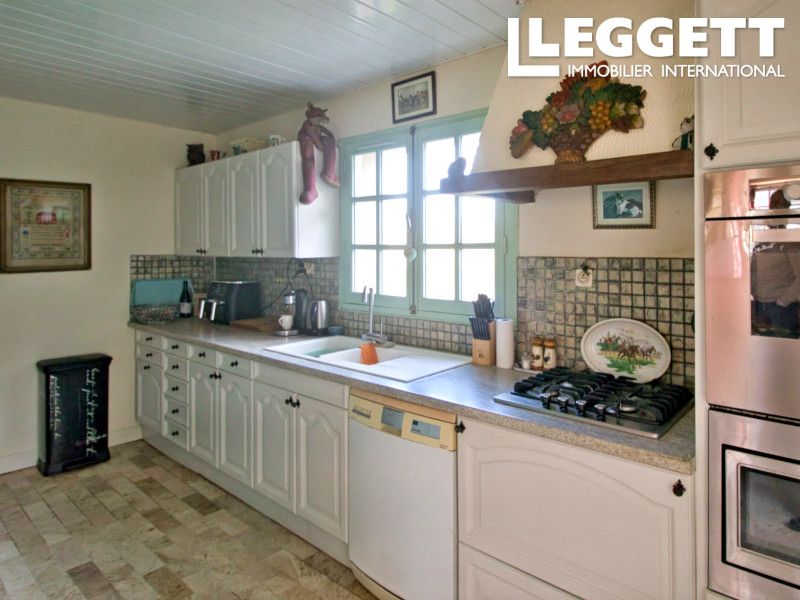 Property photo 3 of 10