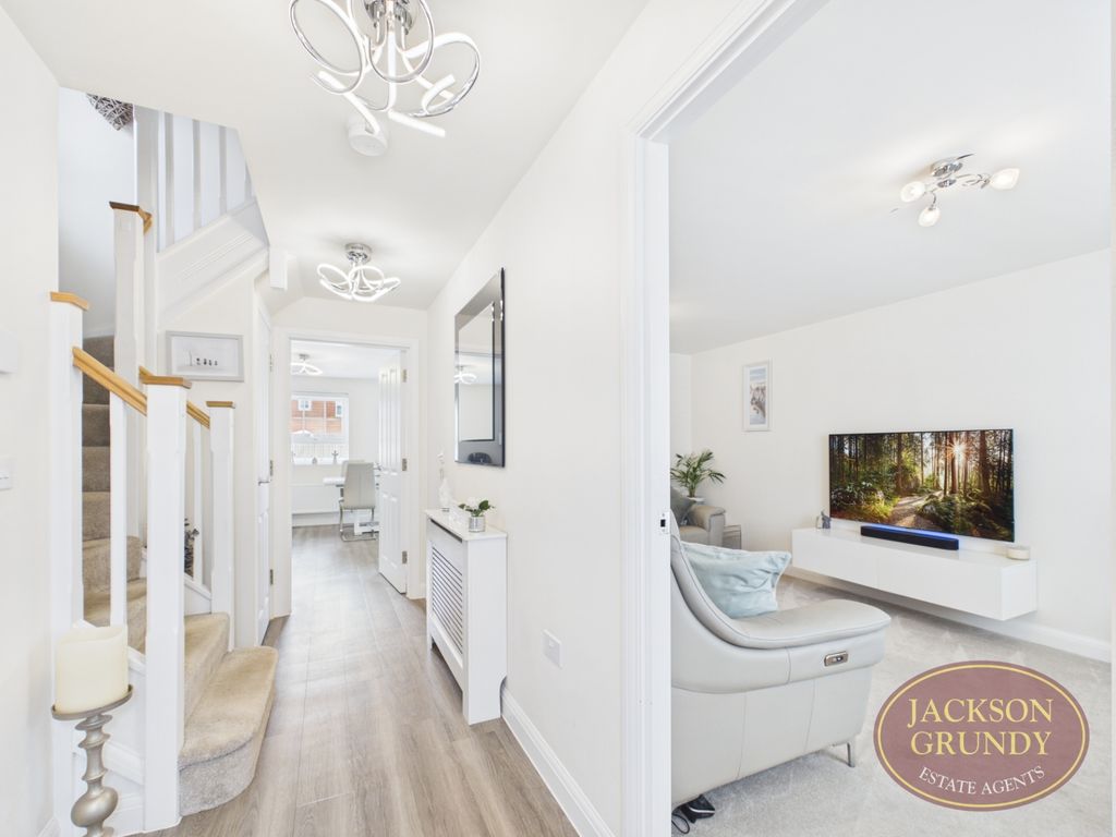 Property photo 2 of 21 Clayson Road