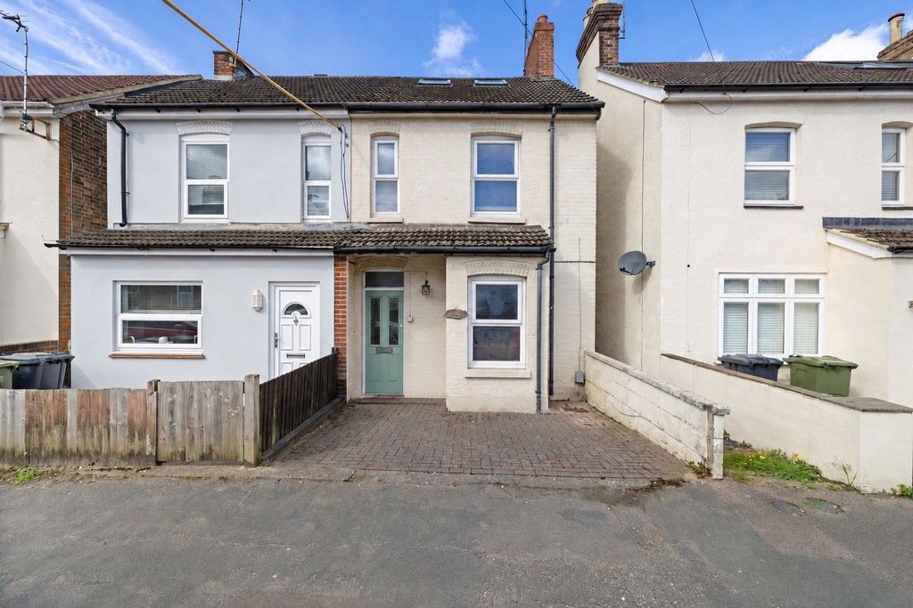 Property photo 1 of 23