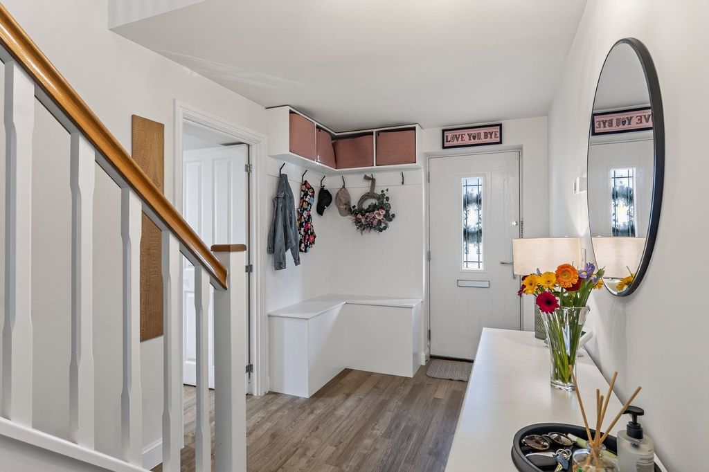 Property photo 2 of 57