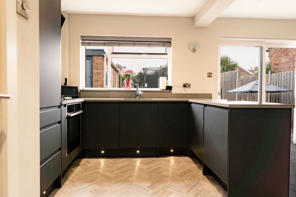 Property photo 3 of 21 Dsc08526