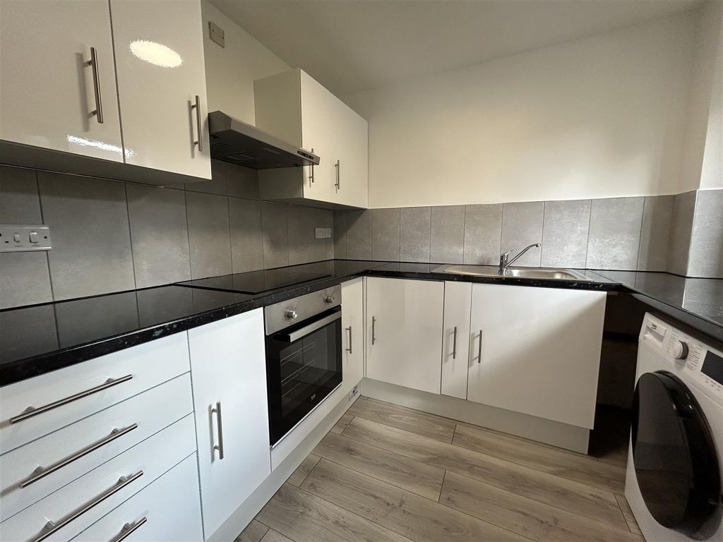 Property photo 3 of 13 Img_0548.Jpg