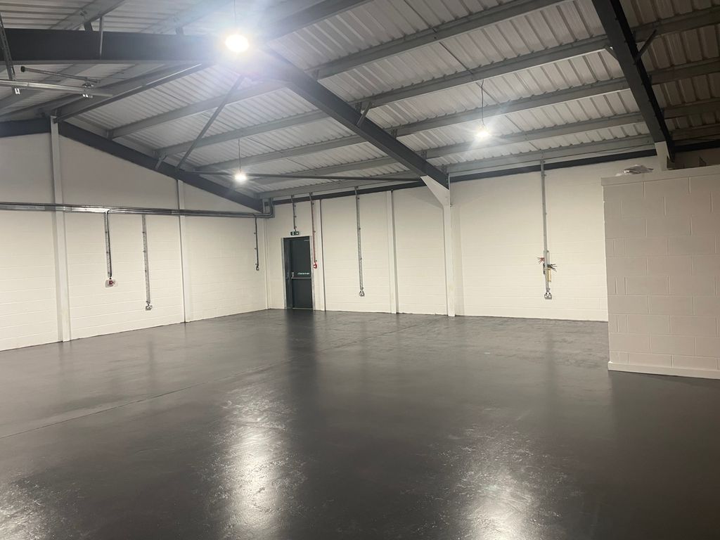 Property photo 3 of 4